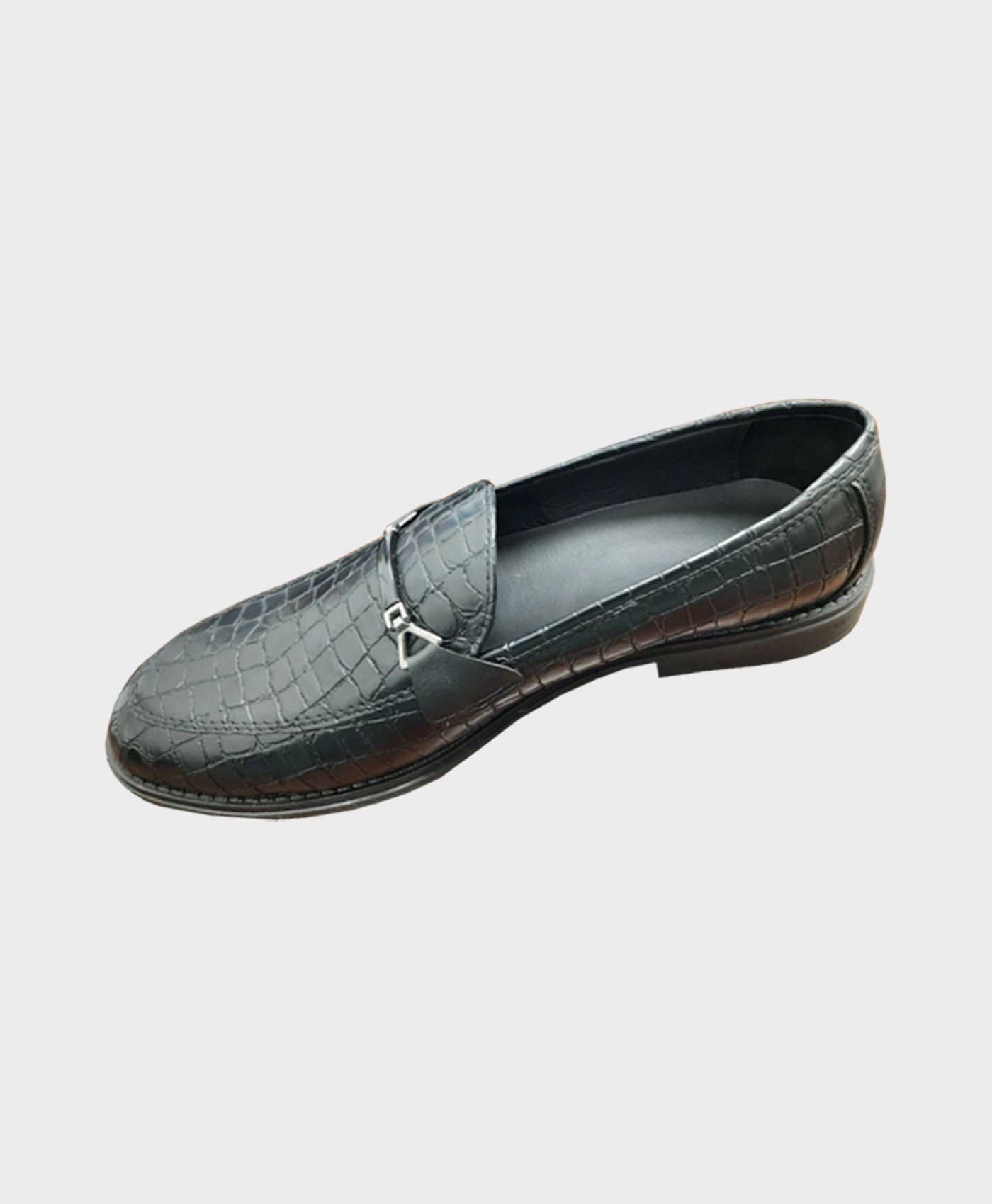 Embossed Trim Loafers In Black