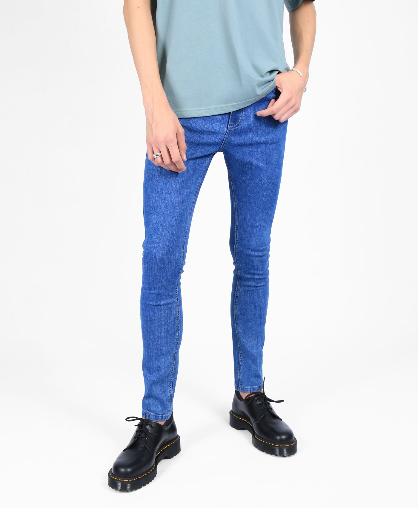Skinny Jeans In Mid Blue