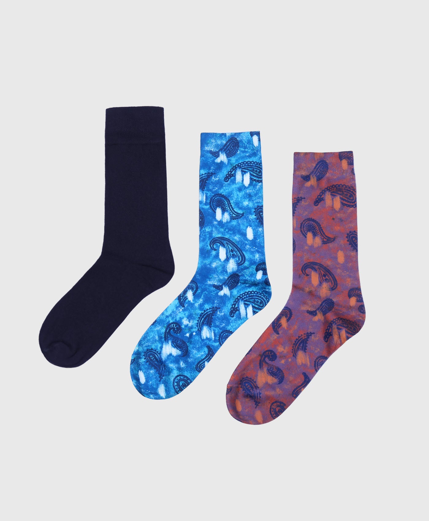 3 Pack Socks In Blue And Rust Paisley Print